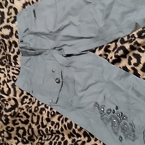 PANTS - Picture 3 of 4